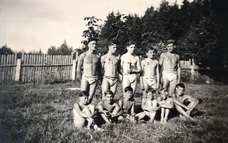 1936