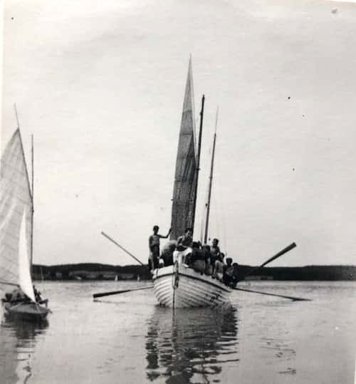 1950 b