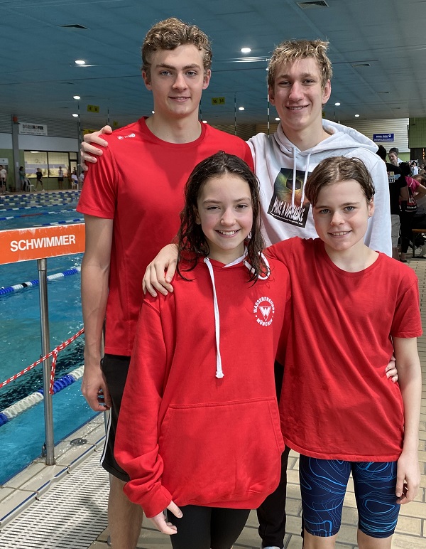 Bilder von vier Schwimmern in Bayreuth